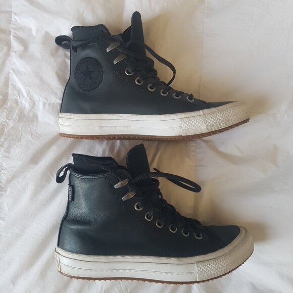 Converse Shoes - Waterproof Converse size 8 (women)